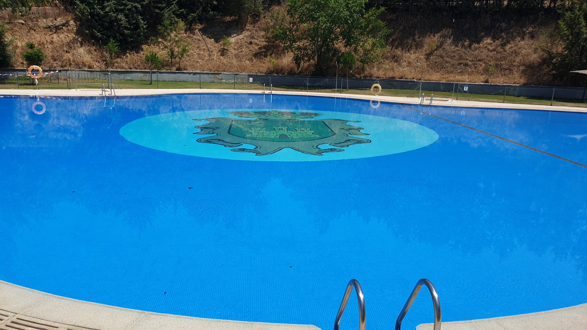 Texto Alternativo: Comienza la temporada de verano de las piscinas municipales, situadas en el complejo Acuático Deportivo Hispaocio