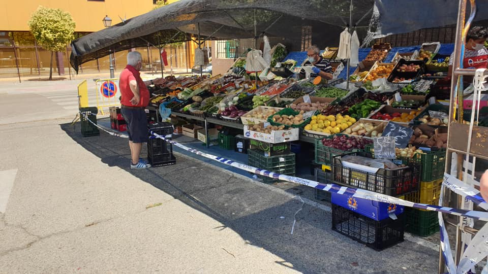 Texto Alternativo: El mercadillo de los lunes vuelve a abrir con las medidas higiénicas de prevención