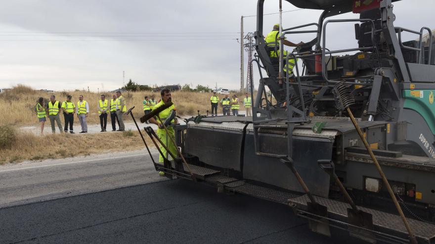 Texto Alternativo: Apostamos por la inversión en infraestructuras como motor de la economía y el empleo