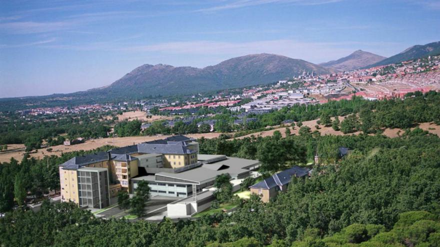 Texto Alternativo: El Hospital El Escorial, homenajeado por el Ayuntamiento de El Escorial