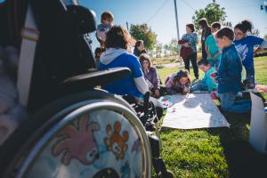 Texto Alternativo: La artrogriposis, enfermedad rara que busca la participación social: aprender a pronunciarla es colaborar a integrarla