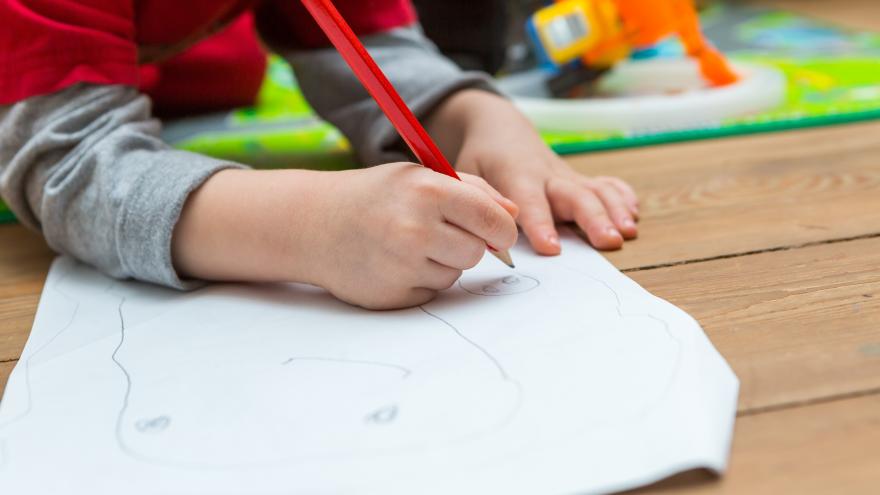 Texto Alternativo: La Comunidad extenderá el próximo curso el Programa Bilingüe a 27 nuevos centros educativos públicos