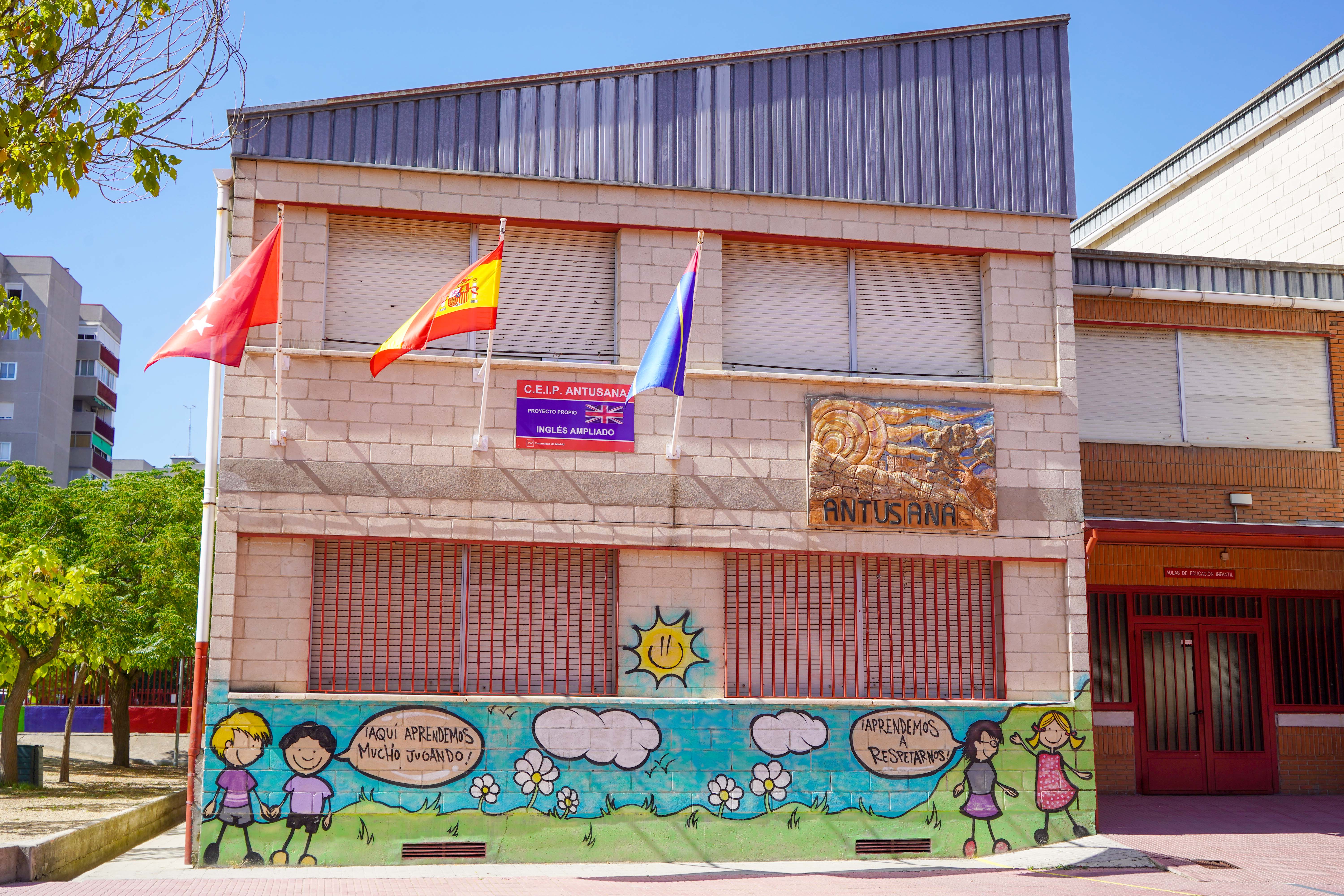 Texto Alternativo: Las mejoras y rehabilitaciones de los colegios, una apuesta del Gobierno Municipal por dignificar la educación pública
