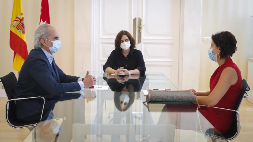 Texto Alternativo: Díaz Ayuso se reúne con el sindicato de enfermería SATSE Madrid