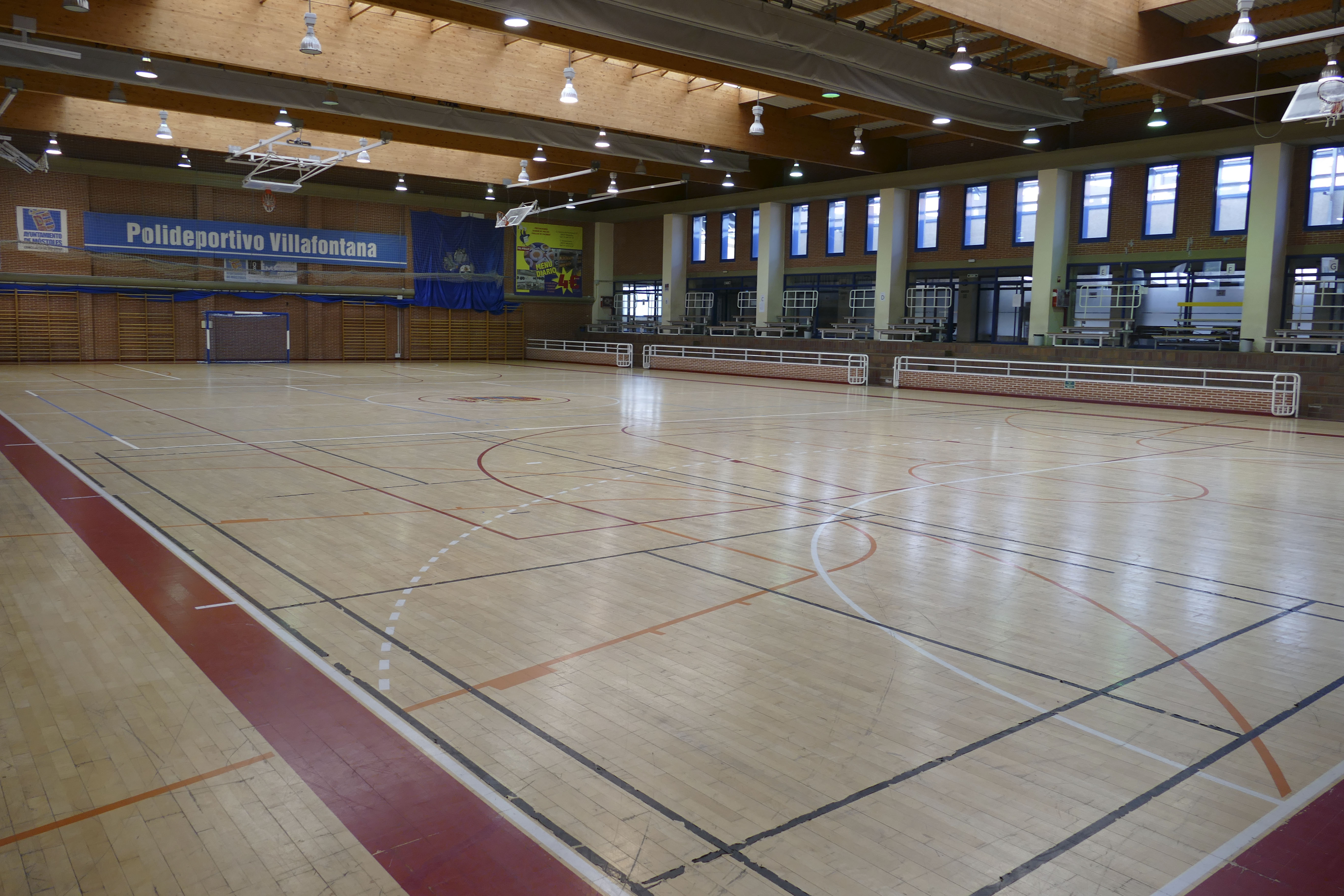 Texto Alternativo: La Concejalía de Deportes de Móstoles establece un nuevo protocolo de seguridad para la renovación de las actividades deportivas