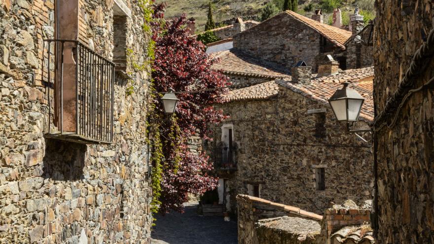 Texto Alternativo: La Comunidad inicia las obras de tres nuevas promociones de vivienda en alquiler en la Sierra Norte