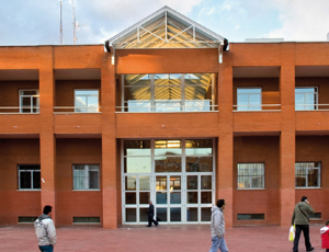 Texto Alternativo: El próximo lunes comienzan las obras de mejora del Centro Civico de La Alhóndiga
