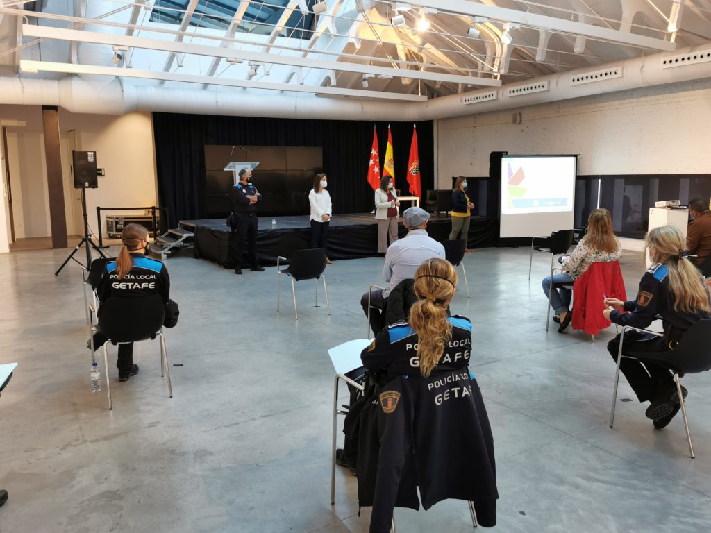 Texto Alternativo: Se constituye la Comunidad Local de Aprendizaje de Getafe del Proyecto Clara