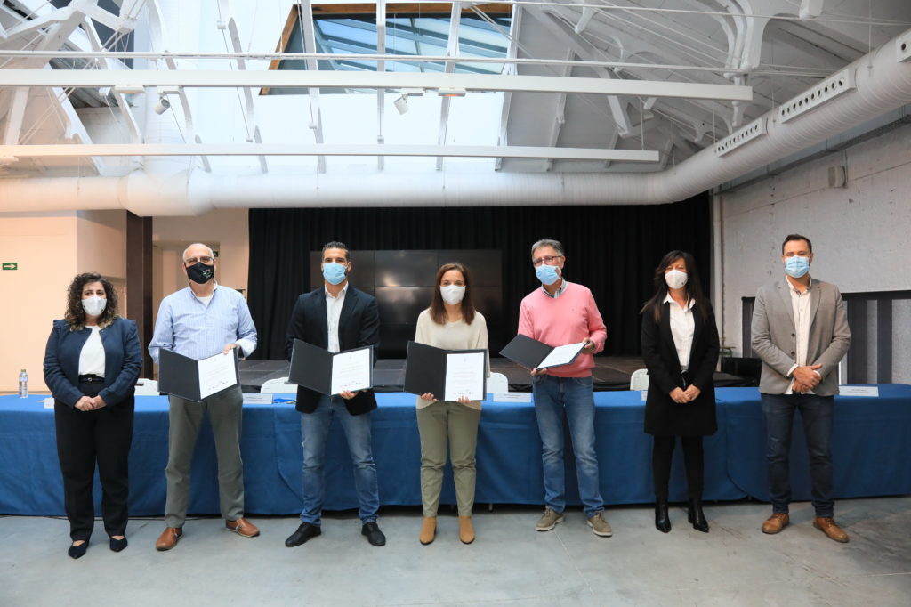 Texto Alternativo: Los trabajadores de Airbus y el Ayuntamiento donarán 200.000 euros para las familias de Getafe afectadas por la COVID-19 este año