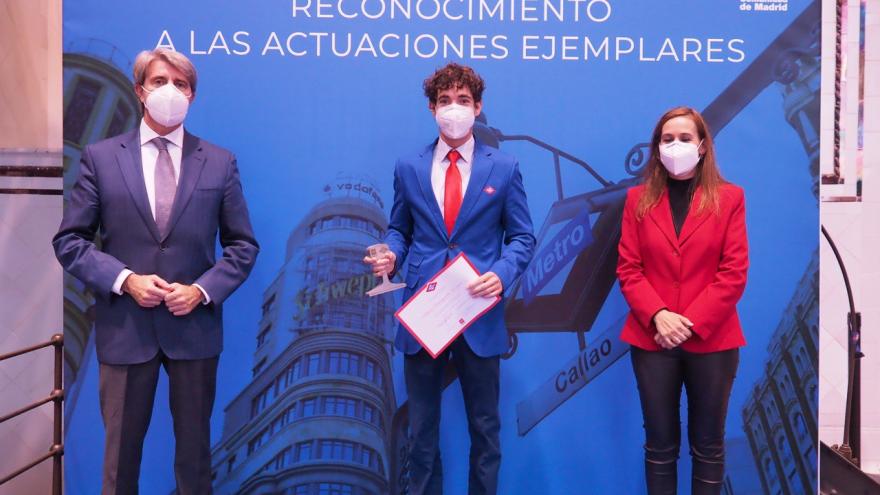 Texto Alternativo: Reconocemos el esfuerzo y la profesionalidad de los empleados de Metro durante la pandemia