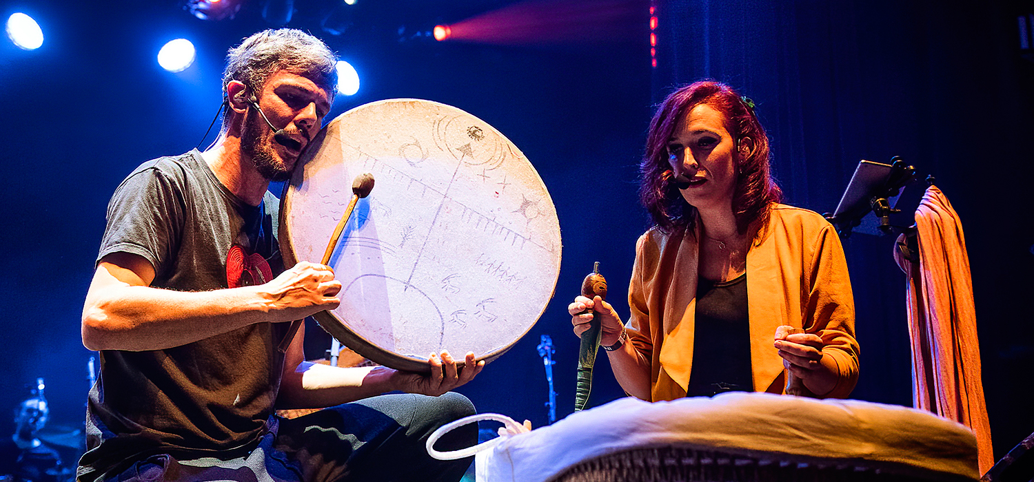 Texto Alternativo: YO SOY RATÓN. ¿Y“ TÚ QUIÉN ERES?”. Teatro Familiar