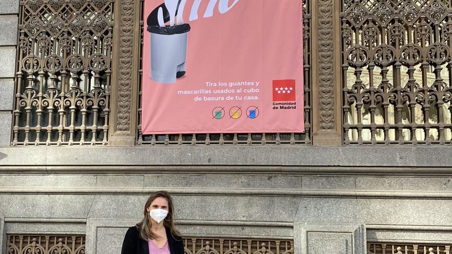 Texto Alternativo: El Gobierno de la Comunidad inicia una campaña de concienciación sobre cómo desechar mascarillas y guantes ante el COVID