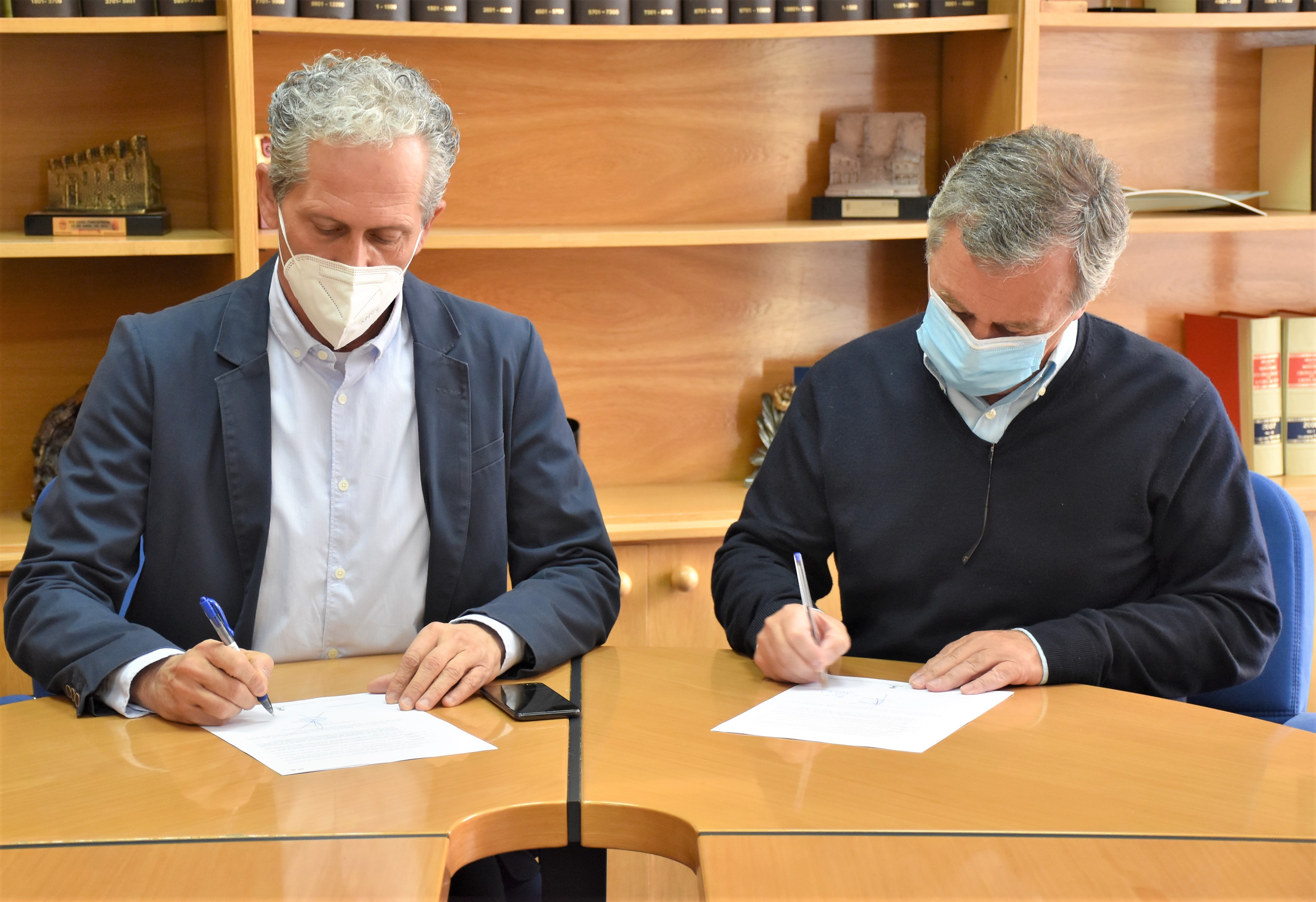 Texto Alternativo: El club DUX Internacional de Madrid disputará sus encuentros de segunda división B y Copa del Rey en los campos de fútbol de Villaviciosa de Odón
