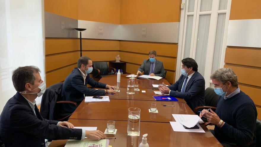 Texto Alternativo: Abordamos actuaciones del PIR y la construcción de 114 viviendas públicas en Torrejón de Ardoz