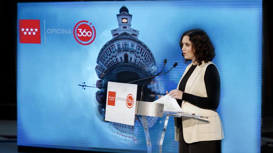Texto Alternativo: Díaz Ayuso la Comunidad presenta la Oficina 360 que permitirá hacer gestiones mediante videollamadas