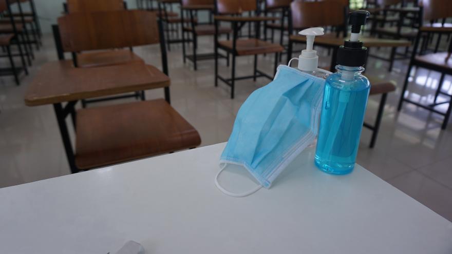 Texto Alternativo: Adquiriremos medidores de CO2 para conocer los niveles de ventilación en las aulas