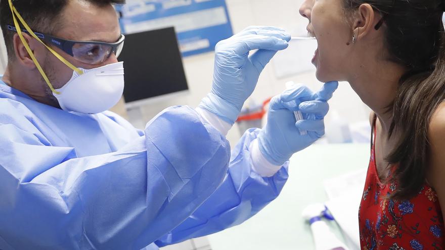 Texto Alternativo: El Gobierno de la Comunidad destina 600.000 € al transporte de muestras de COVID-19 a los laboratorios