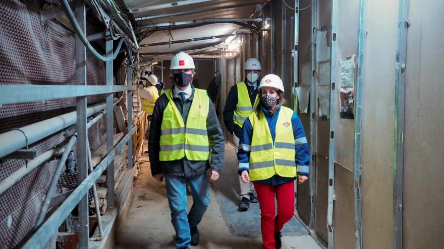 Texto Alternativo: Haremos plenamente accesible la estación de Príncipe de Vergara de Metro con 6 nuevos ascensores
