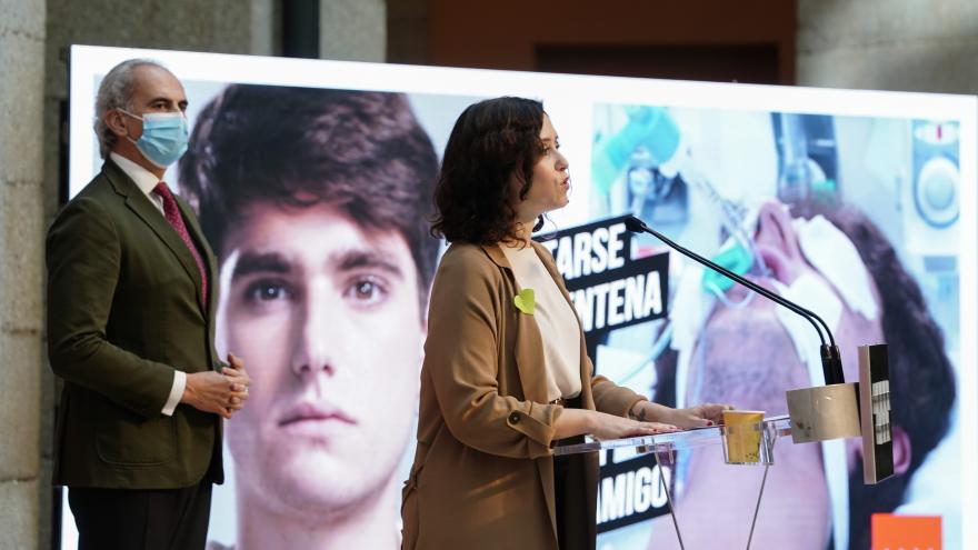 Texto Alternativo: Díaz Ayuso el Gobierno de la Comunidad presenta una campaña informativa sobre el impacto del Covid si se incumplen las medidas