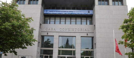 Texto Alternativo: El Pleno aprueba modificación de las ordenanzas fiscales, que reducirán la carga impositiva a empresas y hosteleros