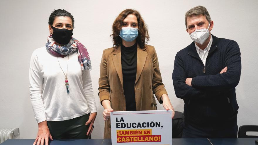 Texto Alternativo: Díaz Ayuso en Barcelona: “Madrid está con los catalanes. Mi proyecto es común al de España”