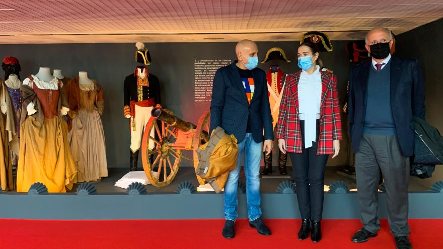 Texto Alternativo: El Gobierno de la Comunidad de Madrid dedica una exposición a la Sastrería Cornejo y su relación con Galdós
