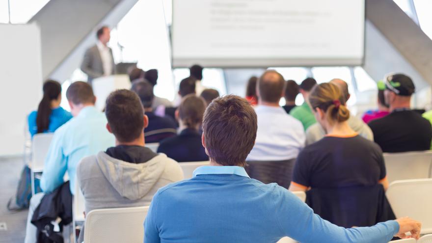Texto Alternativo: Estrenamos el primer curso de especialización en Big Data para alumnos de Formación Profesional