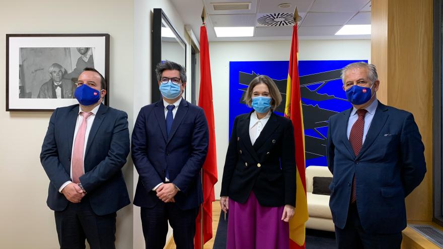 Texto Alternativo: El Gobierno de la Comunidad habilita un fondo de 108 millones para el sector turístico y el ocio nocturno en la región