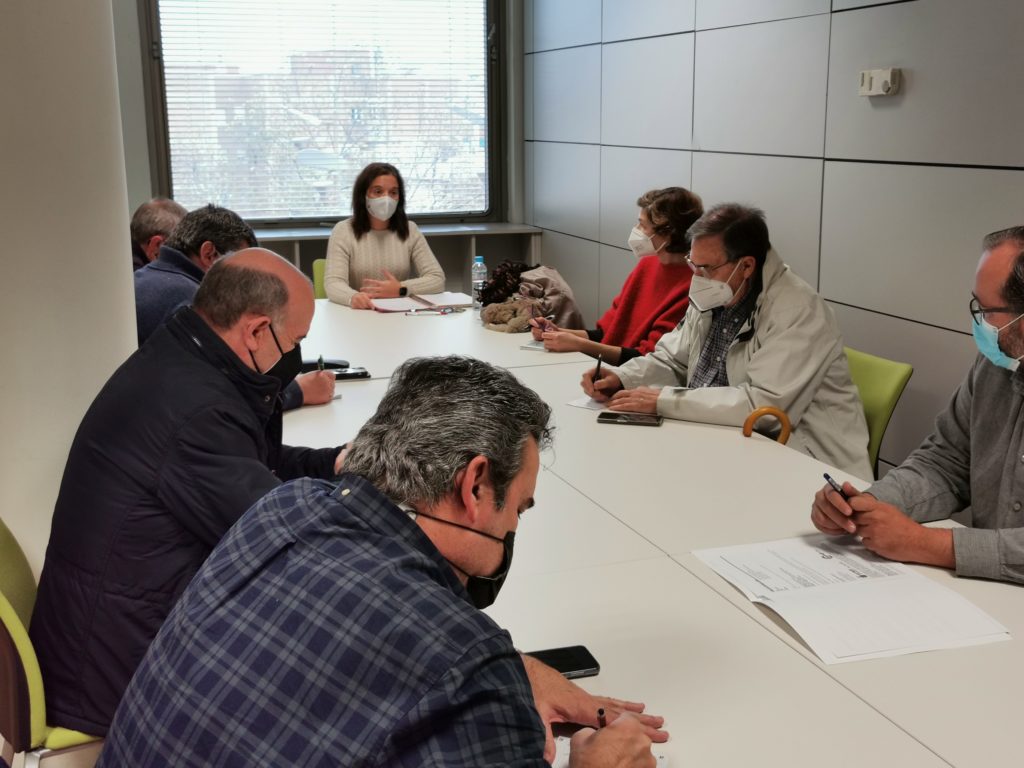 Texto Alternativo: Los trenes de la C-4 reducirán su velocidad a 50 Km/h para evitar vibraciones en viviendas