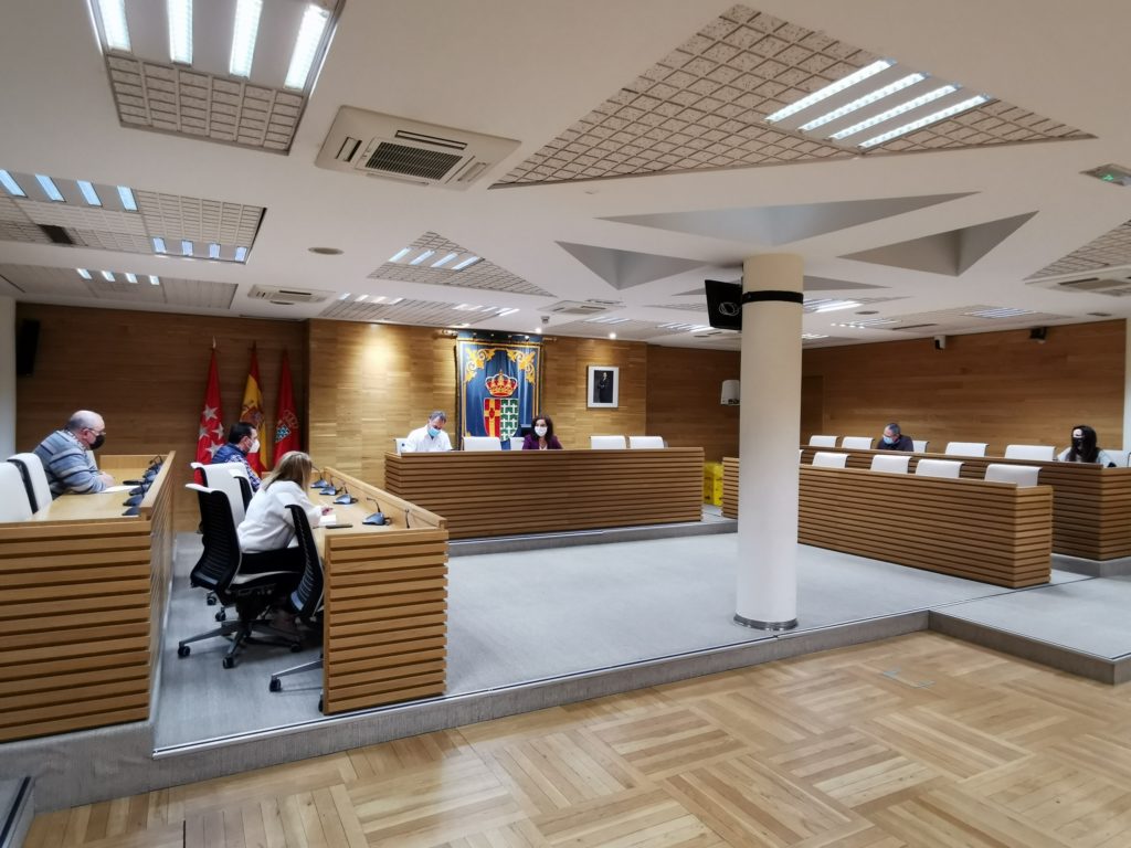 Texto Alternativo: Getafe reparte 875 toneladas de sal por la borrasca Filomena