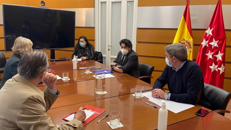 Texto Alternativo: El Gobierno de la Comunidad de Madrid propone en marcha una campaña informativa frente al COVID-19 en las comunidades de propietarios