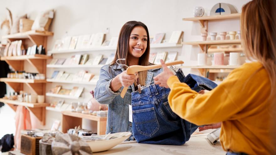 Texto Alternativo: Lideramos las ventas del comercio minorista en España en 2020