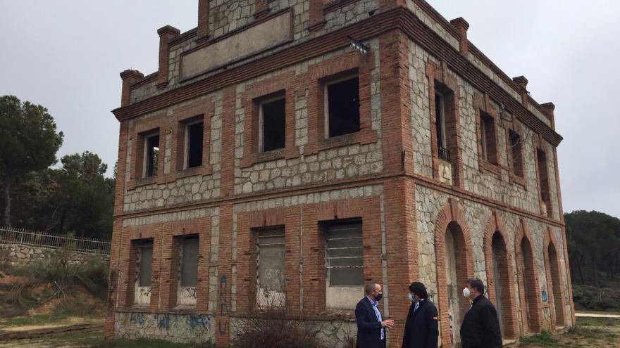 Texto Alternativo: El Gobierno de la Comunidad invierte 2,4 millones de euros para la mejora de infraestructuras en Pelayos de la Presa