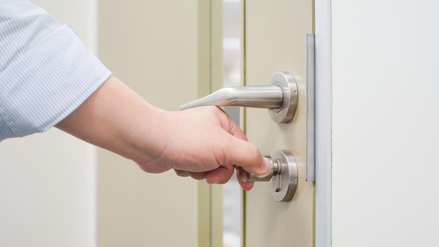 Texto Alternativo: Licitamos la administración y gestión de los servicios comunes de la Agencia de Vivienda Social