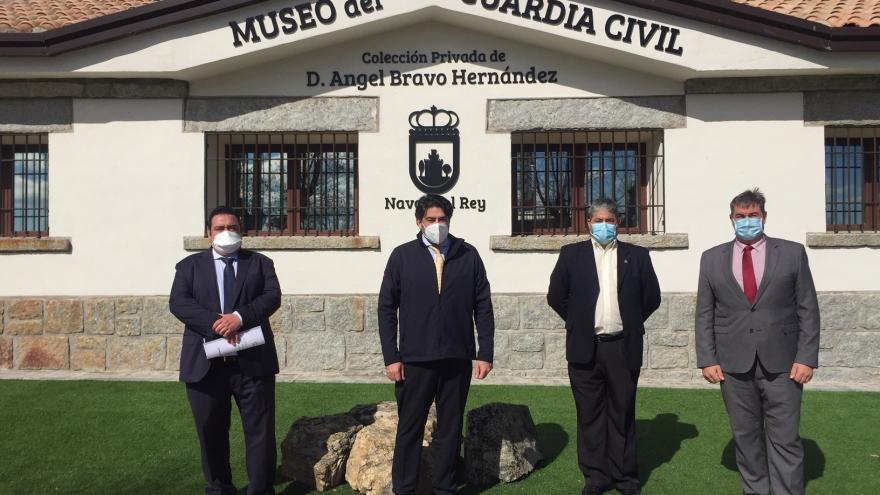 Texto Alternativo: El Gobierno de la Comunidad invierte 3,6 millones de euros del PIR en Rozas de Puerto Real y Navas del Rey