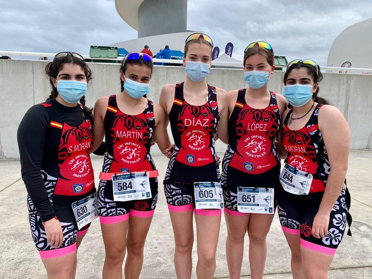Texto Alternativo: La Escuela del Club Tri Infinity Móstoles en el Campeonato de España de Duatlón Sprint