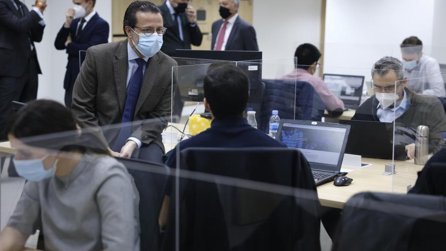 Texto Alternativo: Respaldamos la labor de autónomos y emprendedores, generadores de riqueza y empleo