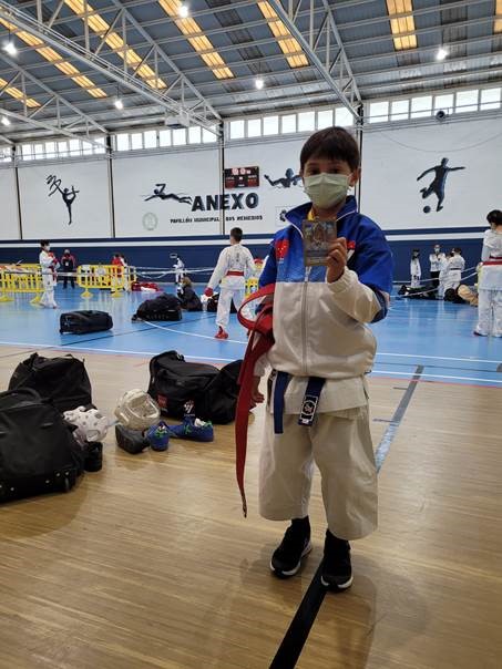 Texto Alternativo: Yago García Verdejo, Campeón de España infantil de kárate