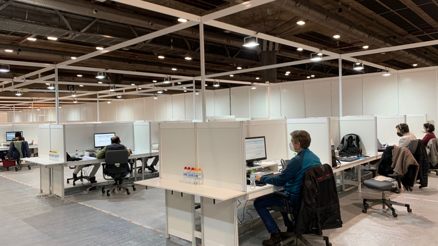 Texto Alternativo: El Gobierno de la Comunidad instala en IFEMA el Centro de Proceso de Datos para las elecciones del 4 de mayo