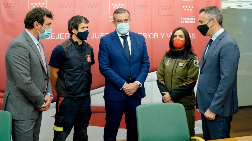 Texto Alternativo: Pactamos con sindicatos nuevas condiciones laborales en Bomberos y Agentes Forestales de la región