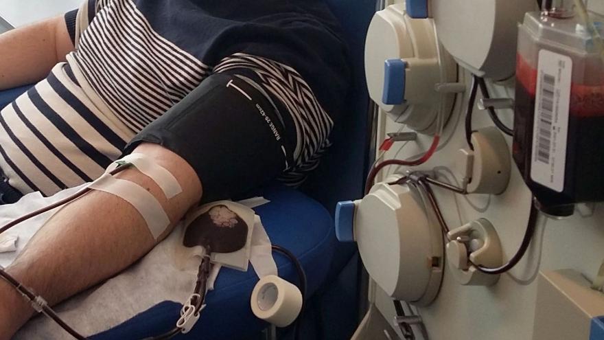 Texto Alternativo: El Centro de Transfusión recibe ayudas de Europa para aumentar la donación de plasma hiperinmune