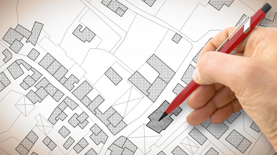 Texto Alternativo: Colaboraremos con los pequeños municipios en la redacción de planes generales urbanos