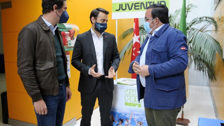 Texto Alternativo: Trabajamos con los jóvenes de Boadilla del Monte en acciones de formación y ocio