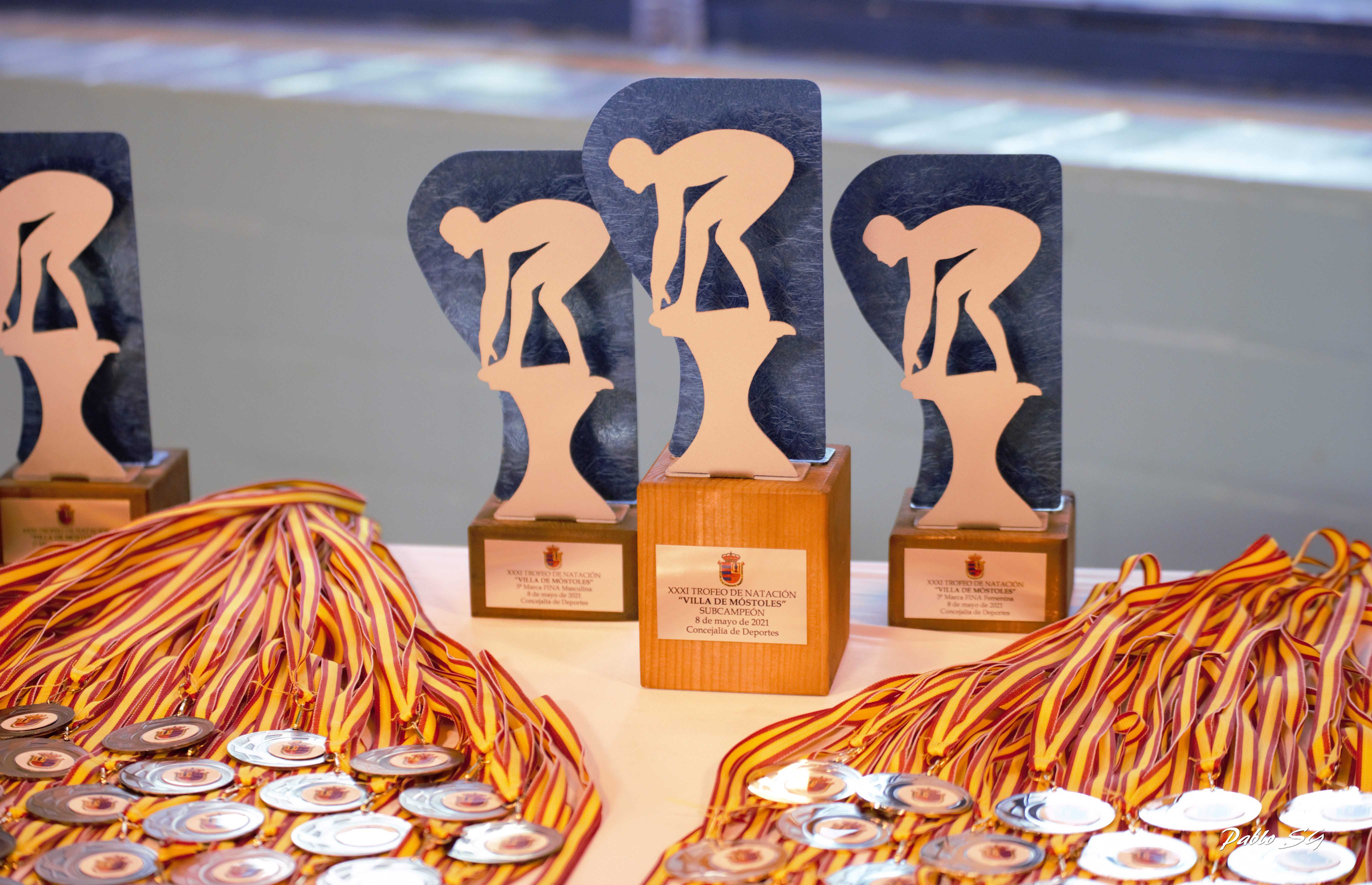 Texto Alternativo: La AD Natación Móstoles, campeona del XXXI Trofeo de Natación Villa de Móstoles