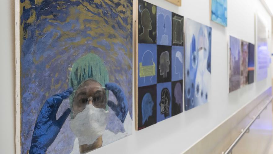 Texto Alternativo: El Marañón acoge una exposición permanente en homenaje a los sanitarios ante la COVID-19