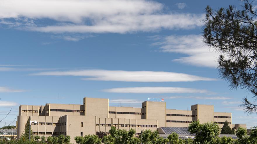 Texto Alternativo: El Hospital Universitario de Getafe recibe el V Premio 'Por la Memoria y la Paz'