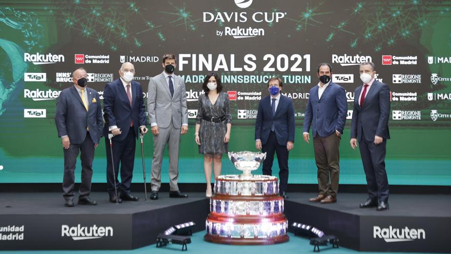 Texto Alternativo: Díaz Ayuso da la bienvenida la Copa Davis de tenis:
