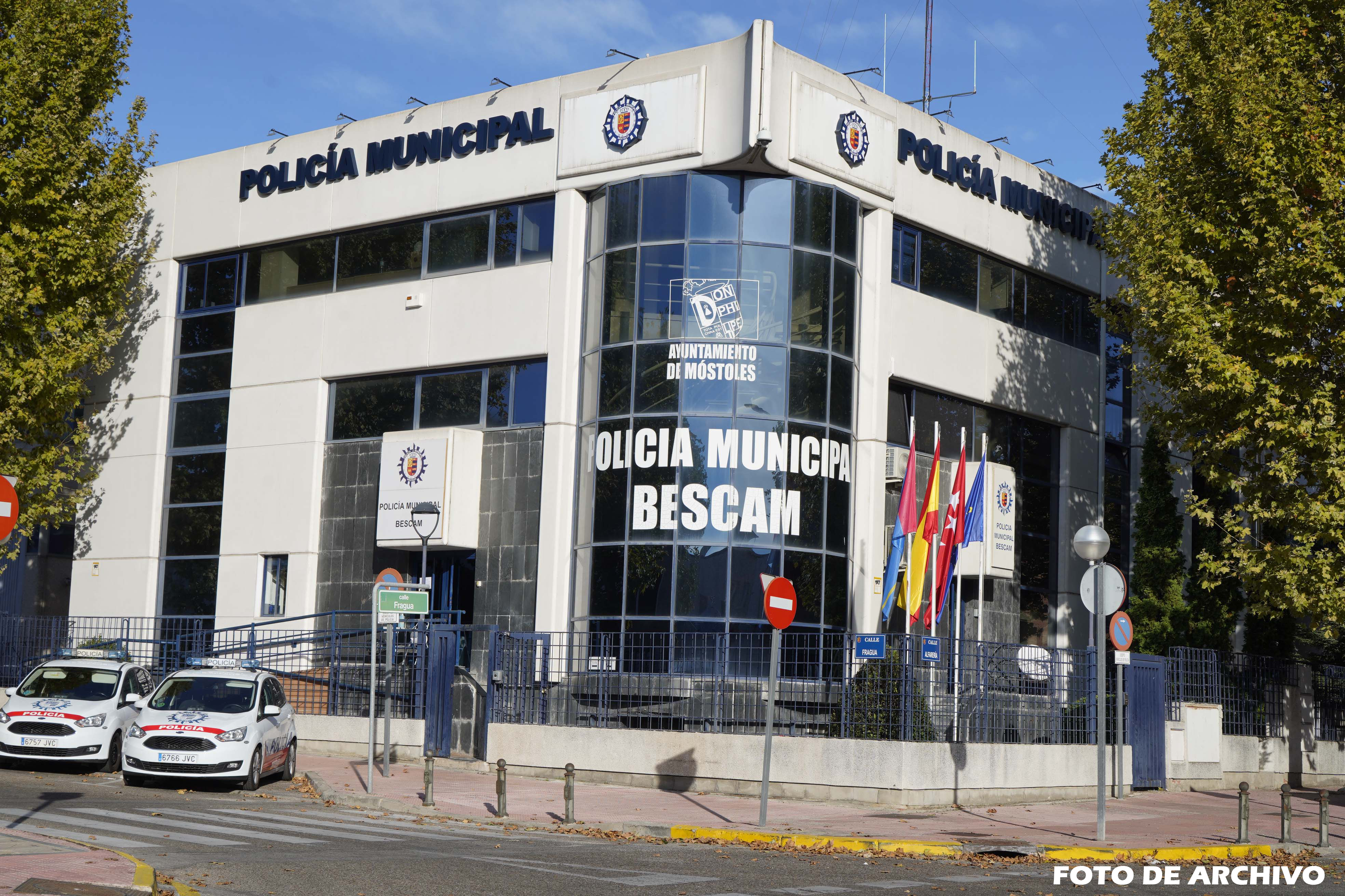 Texto Alternativo: Tres detenidos por atentado a agentes de la autoridad en una fiesta ilegal
