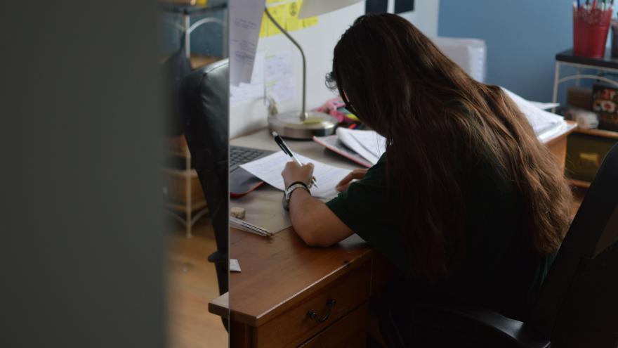 Texto Alternativo: Aumenta en la Comunidad de Madrid hasta el 95% los alumnos que superan la EBAU