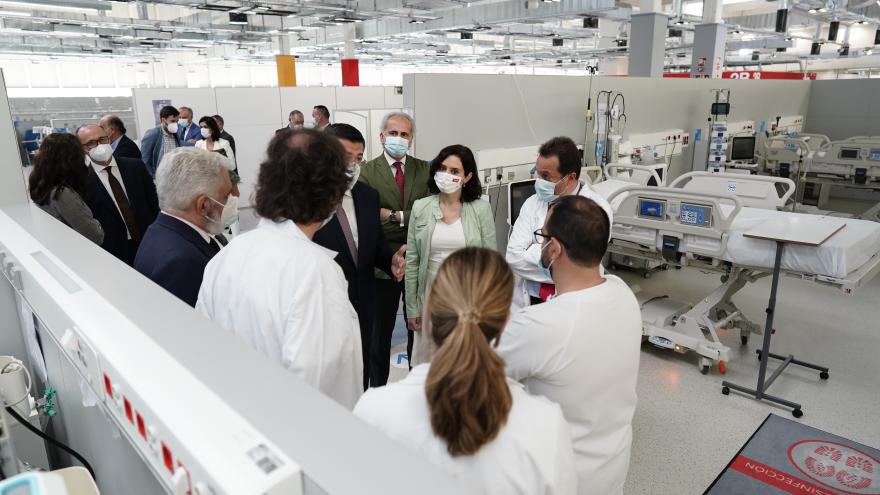 Texto Alternativo: Díaz Ayuso el Gobierno de la Comunidad de Madrid presenta a Europa el Zendal como el “hospital al servicio de los demás hospitales”